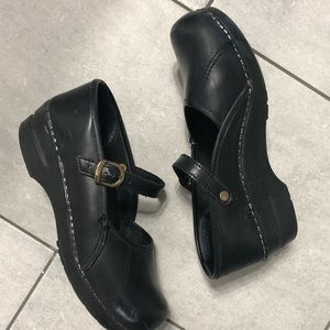 Sanitas (like Danskos) Mary-janes size 38